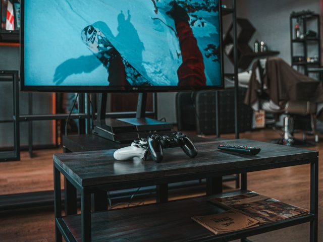 alexander-jt-qc-kiqPzoy8-unsplash